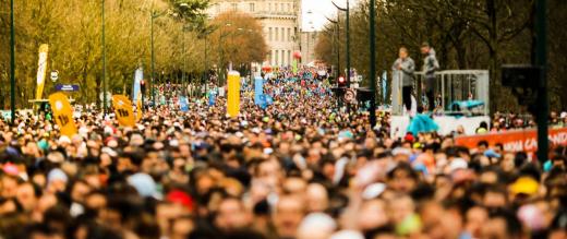 Crowds in the Paris Half